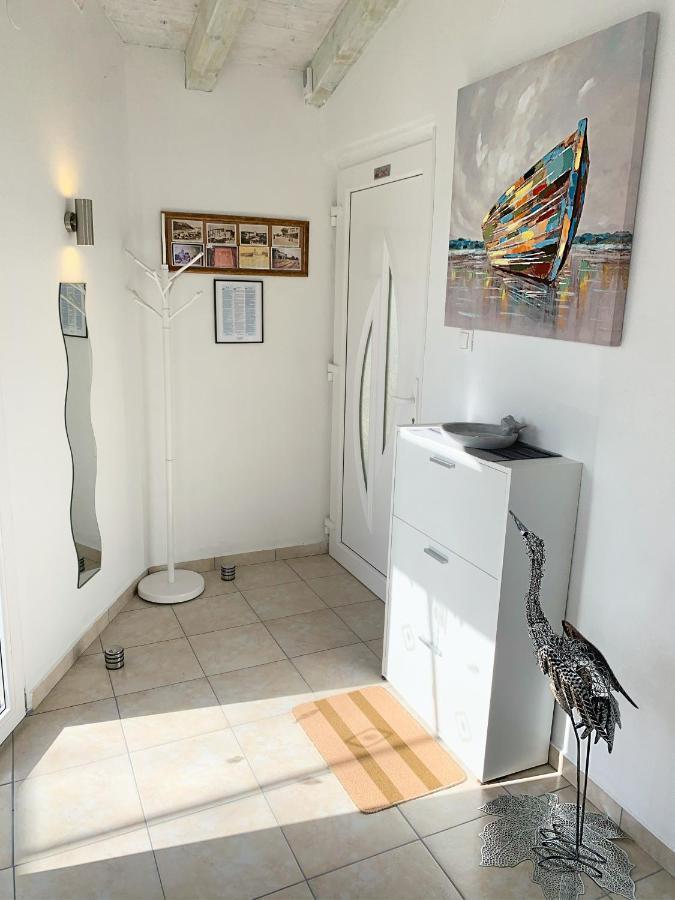 Apartment Helena Kanfanar Ngoại thất bức ảnh