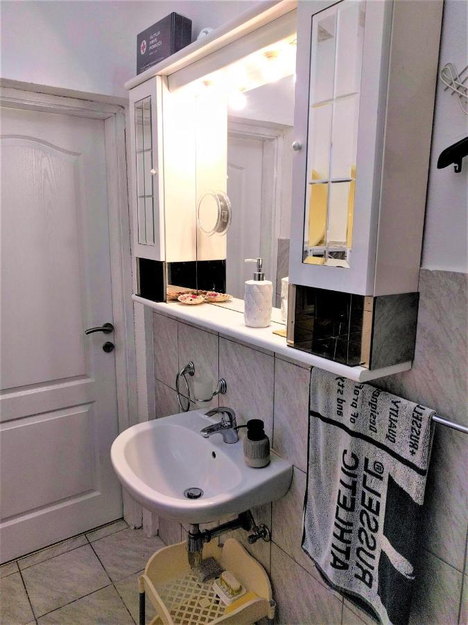 Apartment Helena Kanfanar Ngoại thất bức ảnh