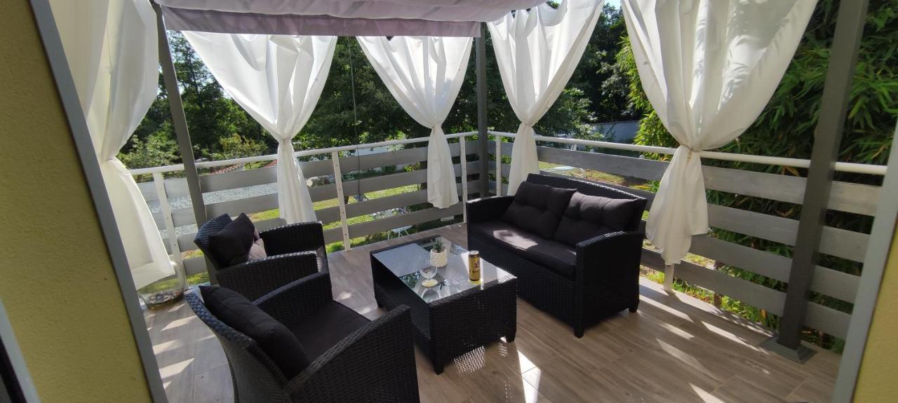 Apartment Helena Kanfanar Ngoại thất bức ảnh